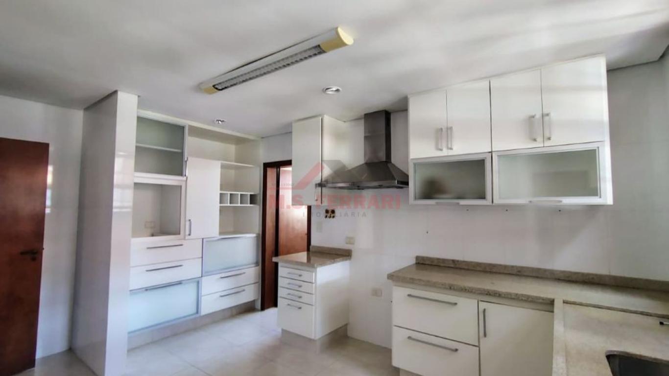 CASA NO Jardim Europa em Assis