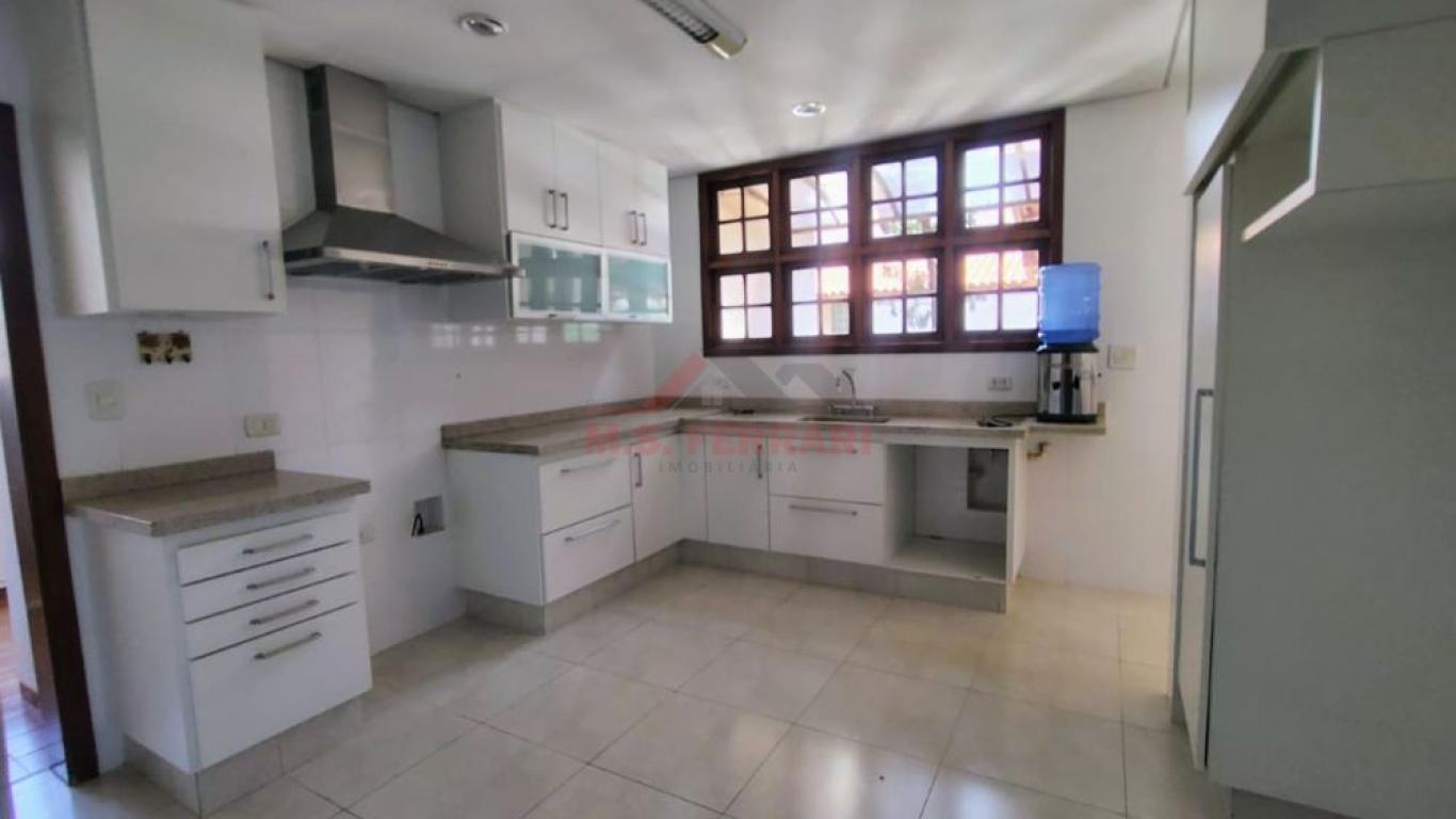 CASA NO Jardim Europa em Assis