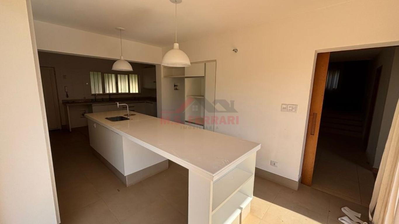 CASA NO Jardim Europa em Assis
