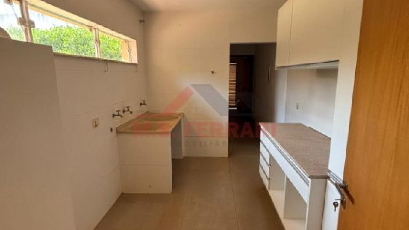 CASA NO Jardim Europa em Assis