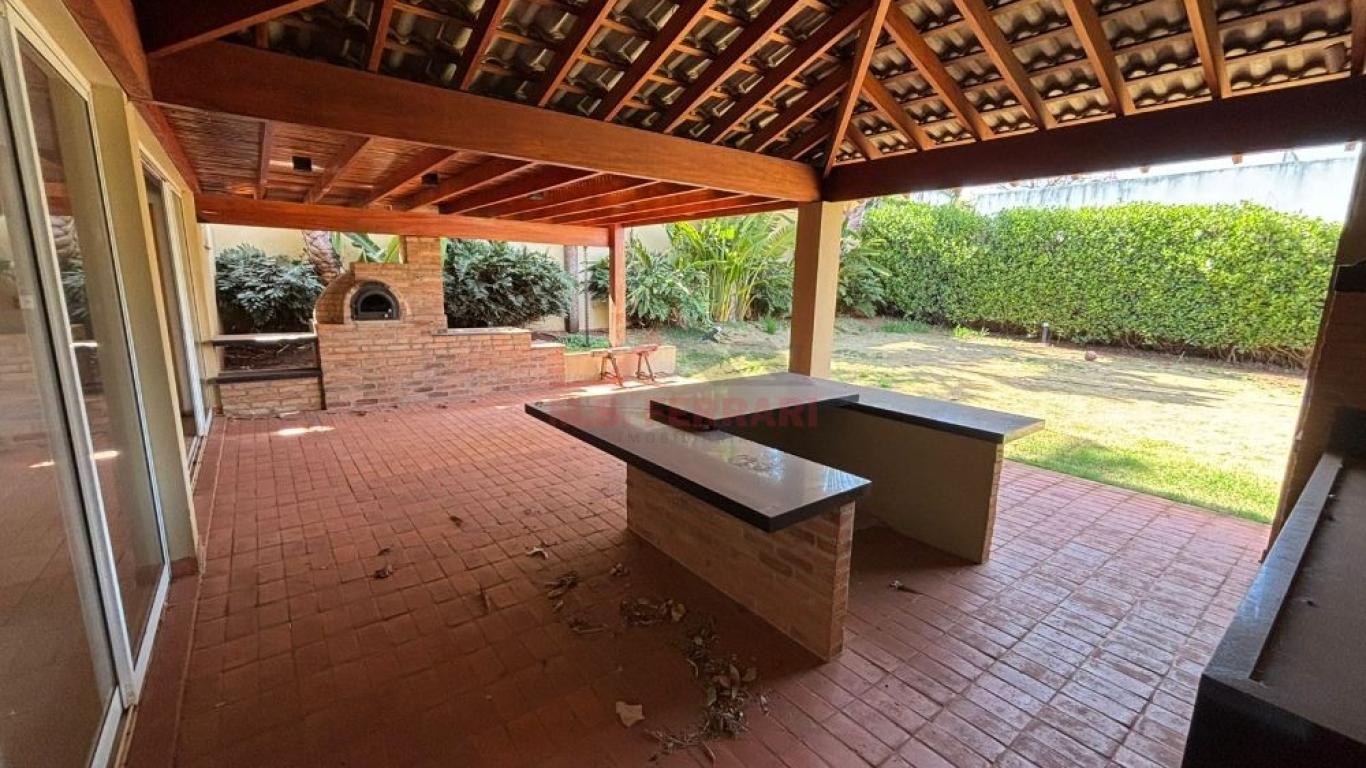CASA NO Jardim Europa em Assis
