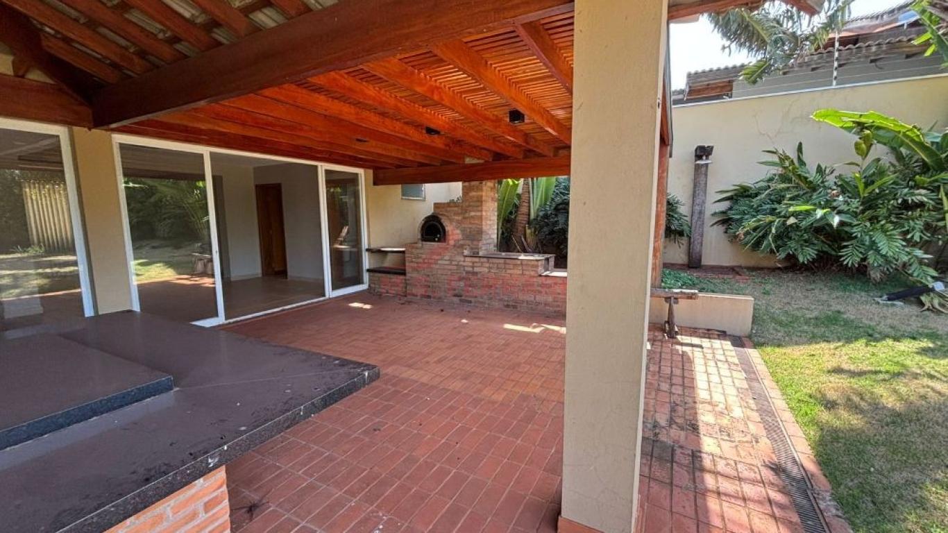 CASA NO Jardim Europa em Assis