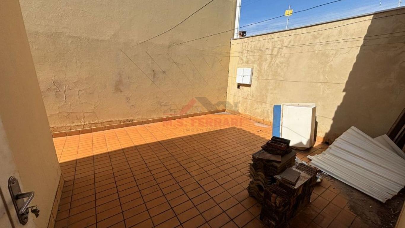 CASA NO Jardim Europa em Assis