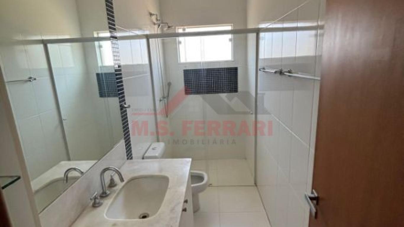 CASA NO Jardim Europa em Assis