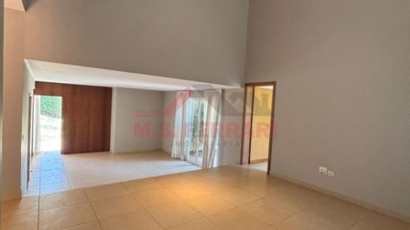 CASA NO Jardim Europa em Assis