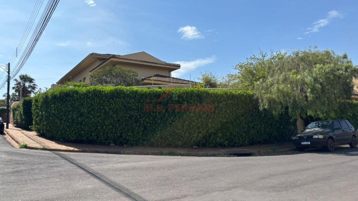 CASA NO Jardim Europa em Assis