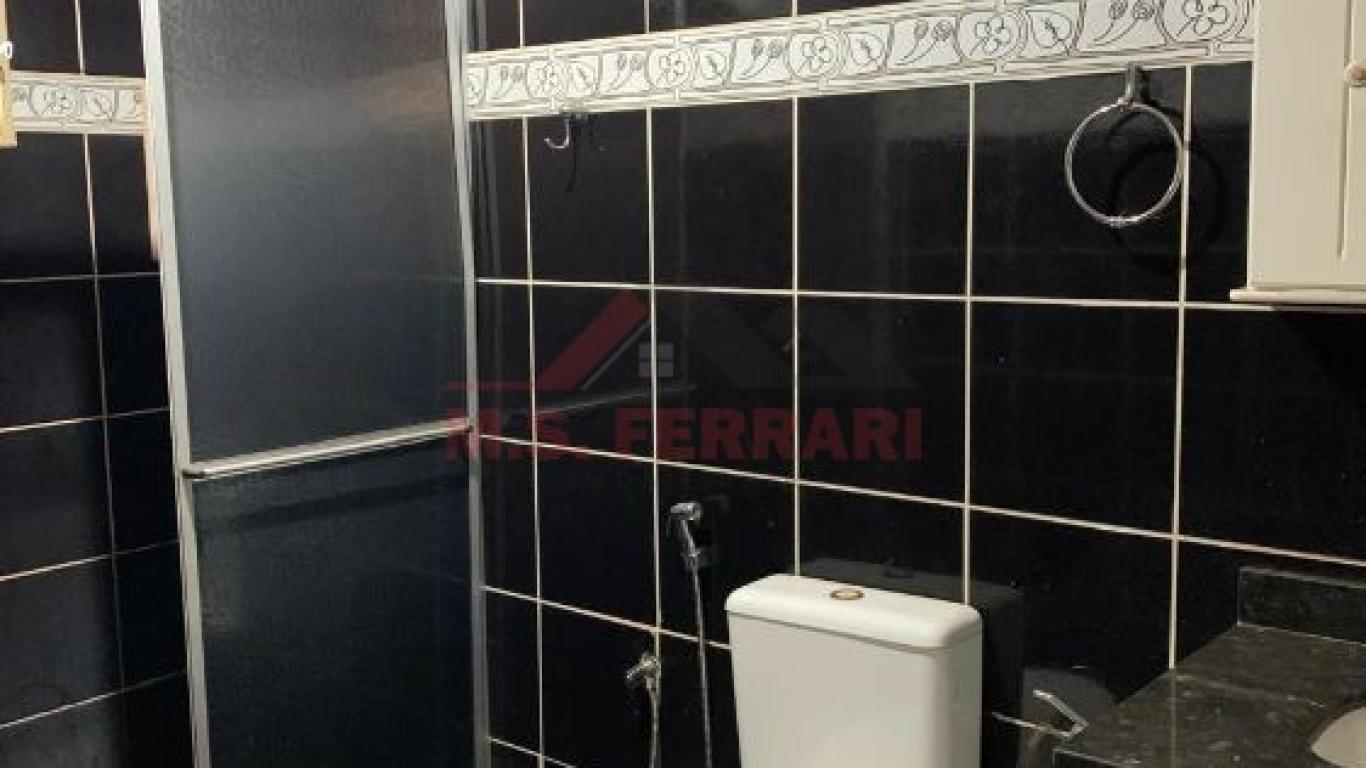 CASA NA Vila Operária em Assis