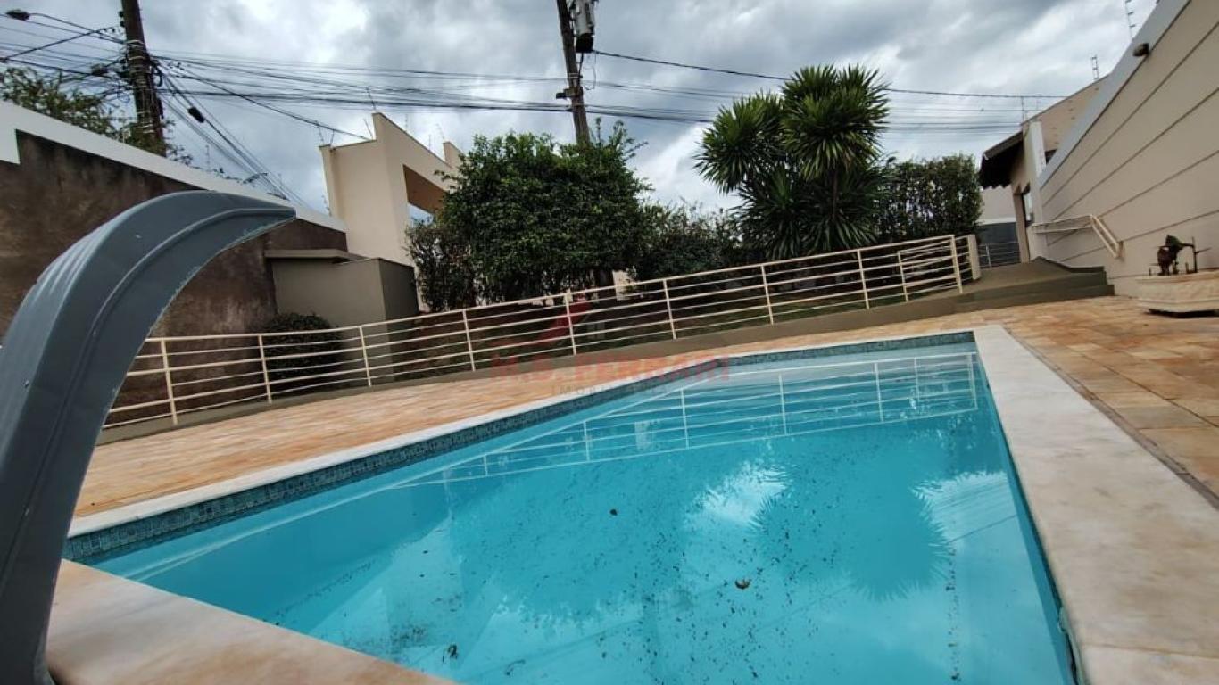 CASA NO Jardim Monte Carlo em Assis