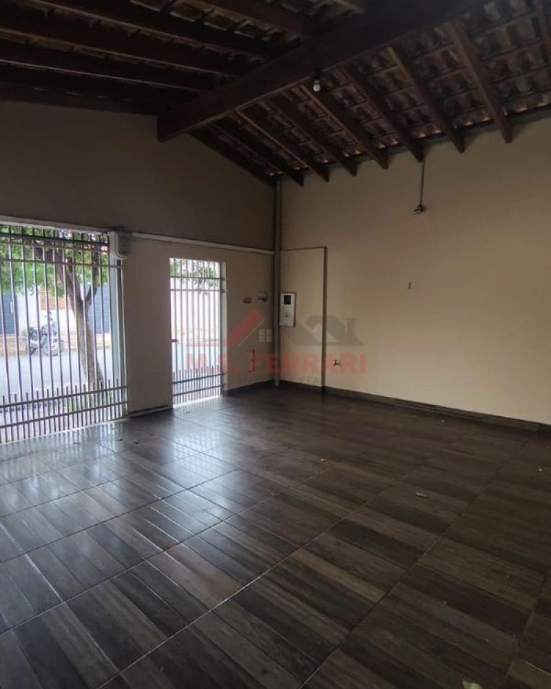 CASA NO Parque Universitário em Assis