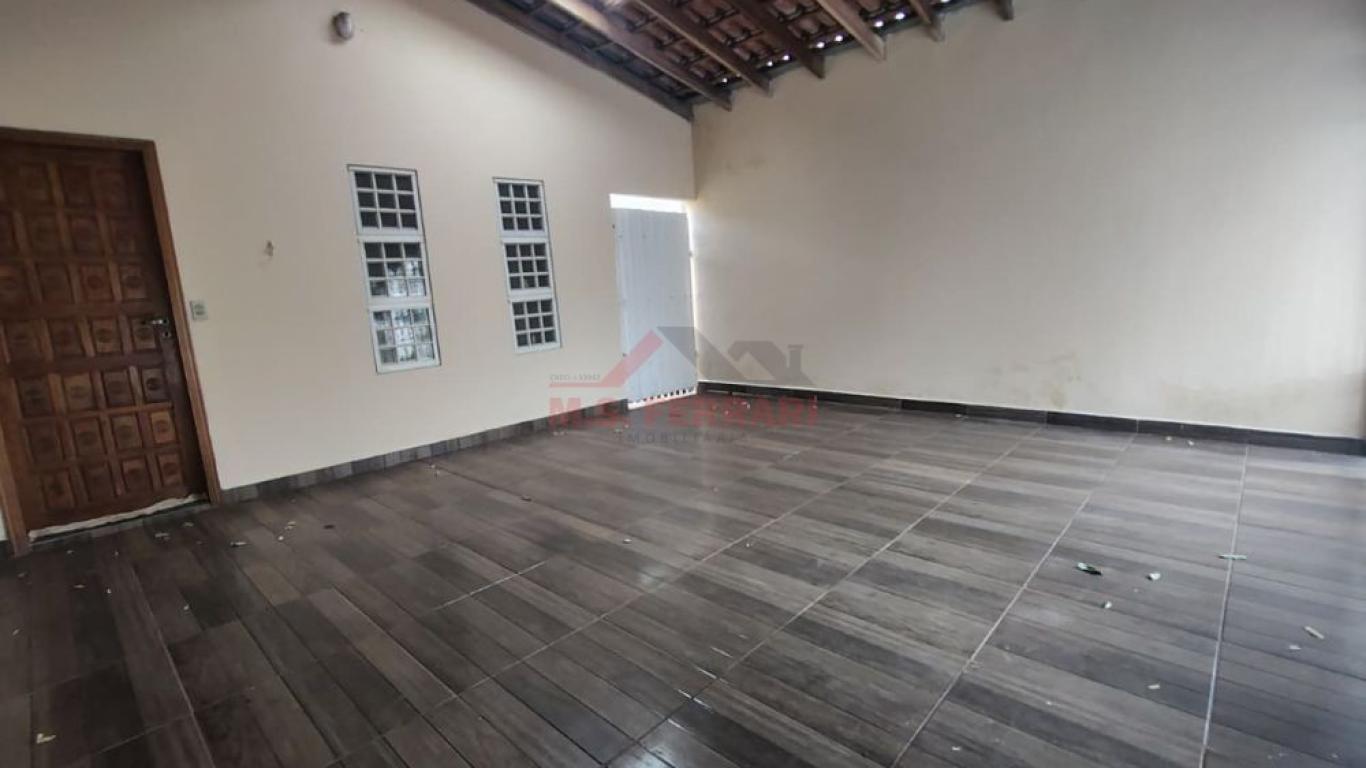 CASA NO Parque Universitário em Assis