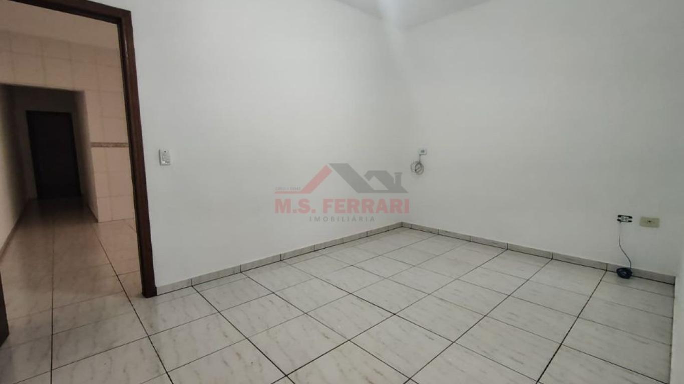 CASA NO Parque Universitário em Assis