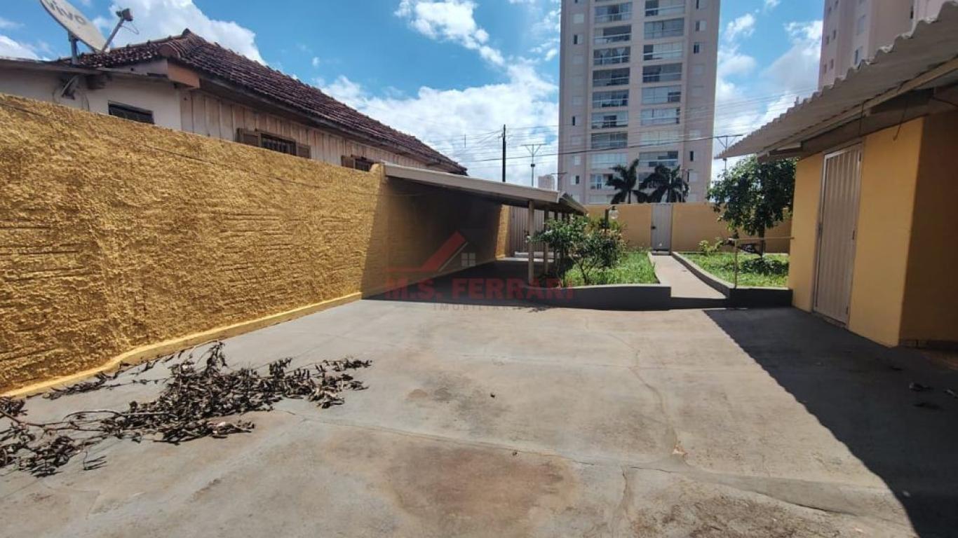 CASA NA CENTRO em Assis