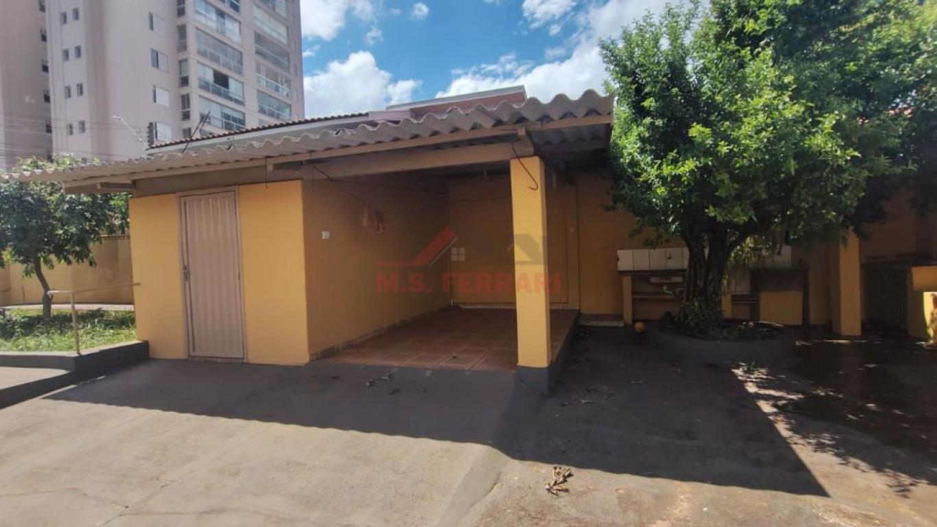 CASA NA CENTRO em Assis