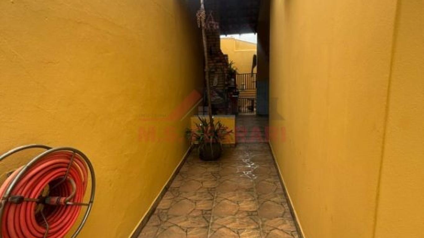 CASA NA Vila Ribeiro em Assis