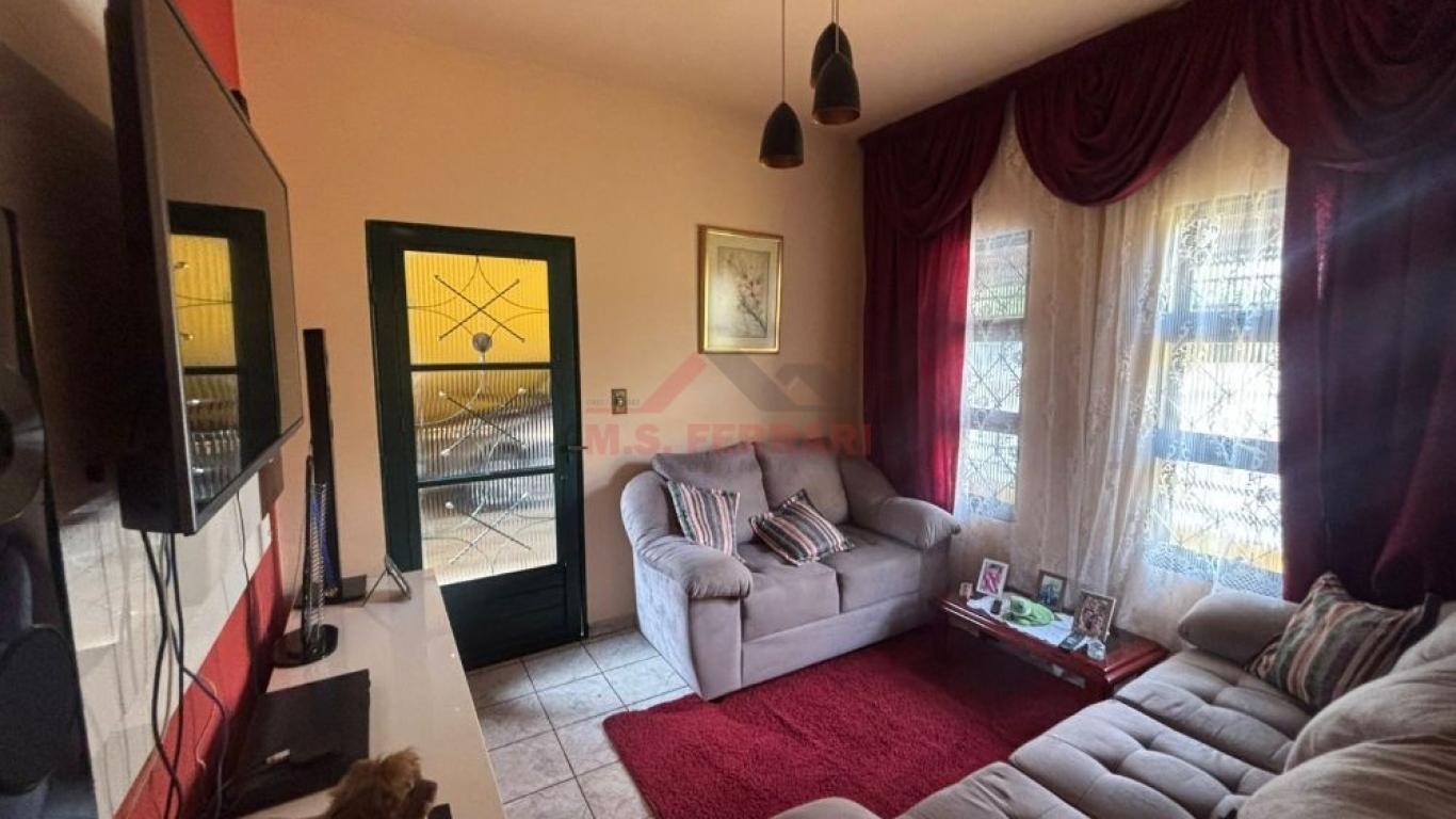 CASA NA Vila Ribeiro em Assis