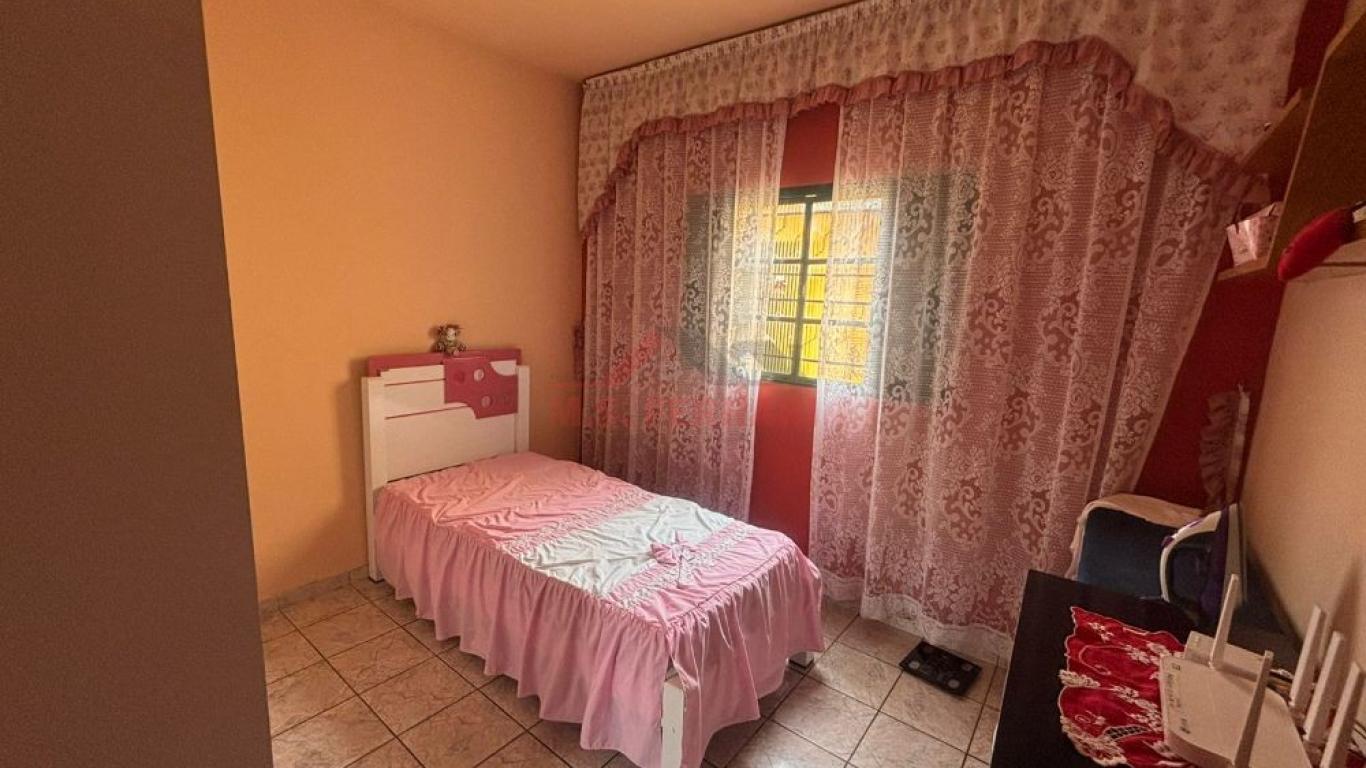 CASA NA Vila Ribeiro em Assis