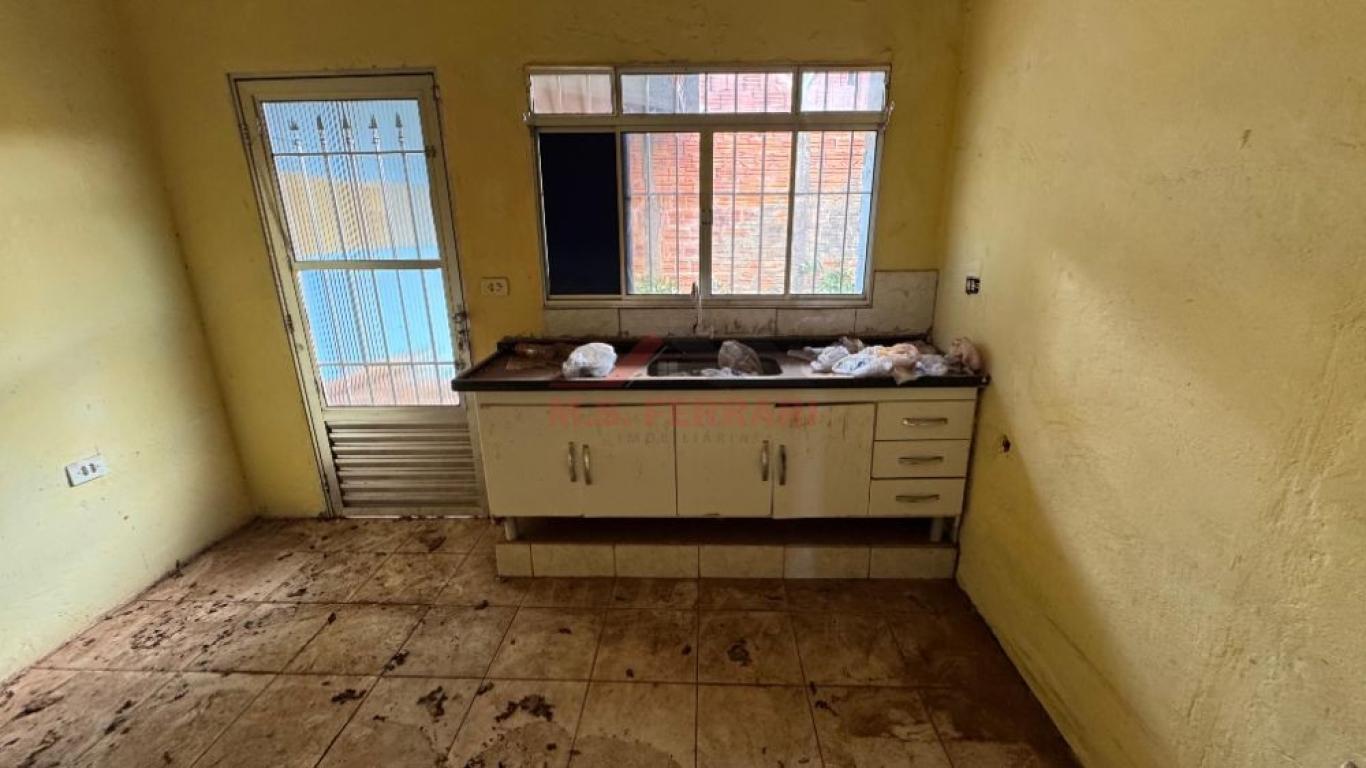 CASA NO Parque das Flores em Assis