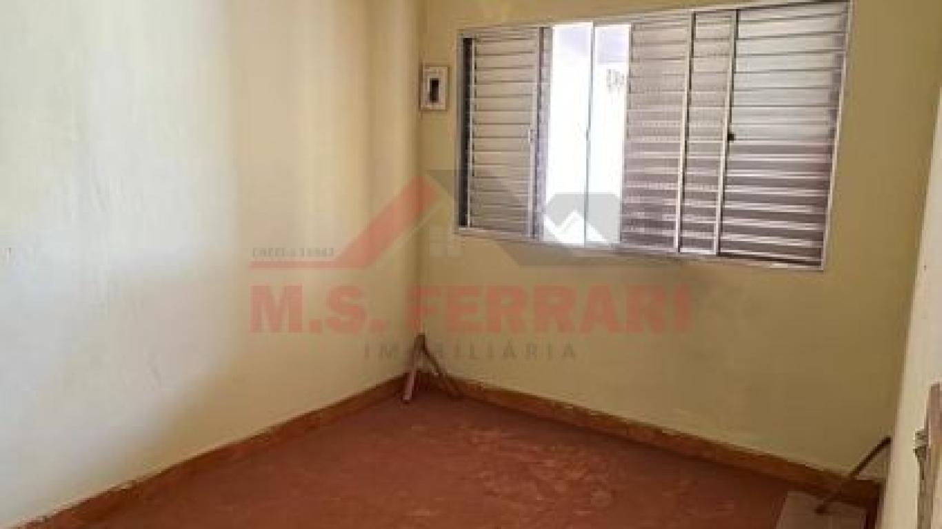 CASA NO Parque das Flores em Assis