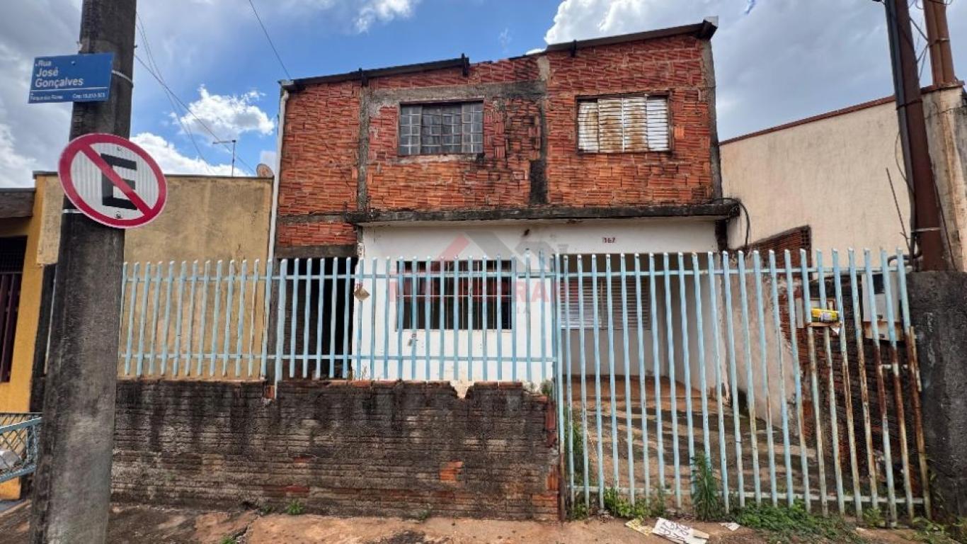 CASA NO Parque das Flores em Assis