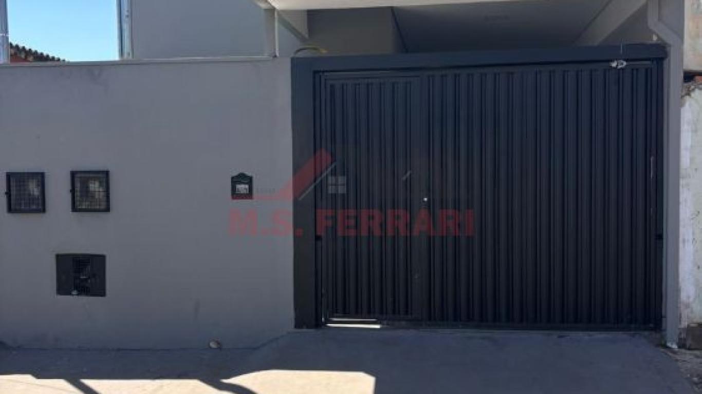 CASA NA Vila Progresso em Assis