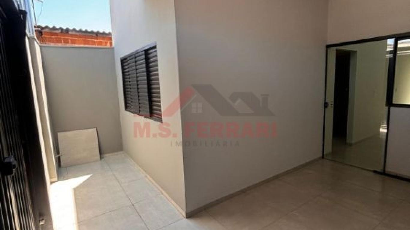 CASA NA Vila Progresso em Assis