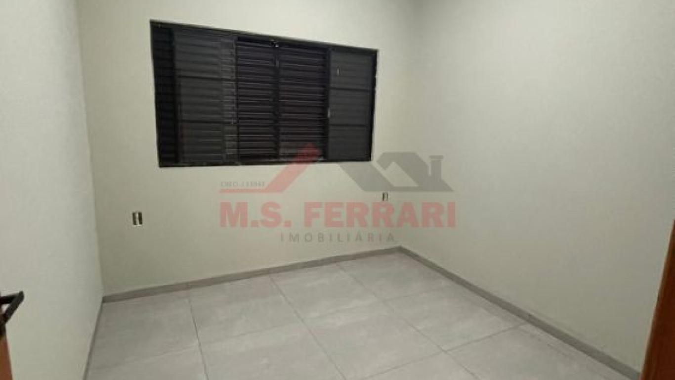 CASA NA Vila Progresso em Assis