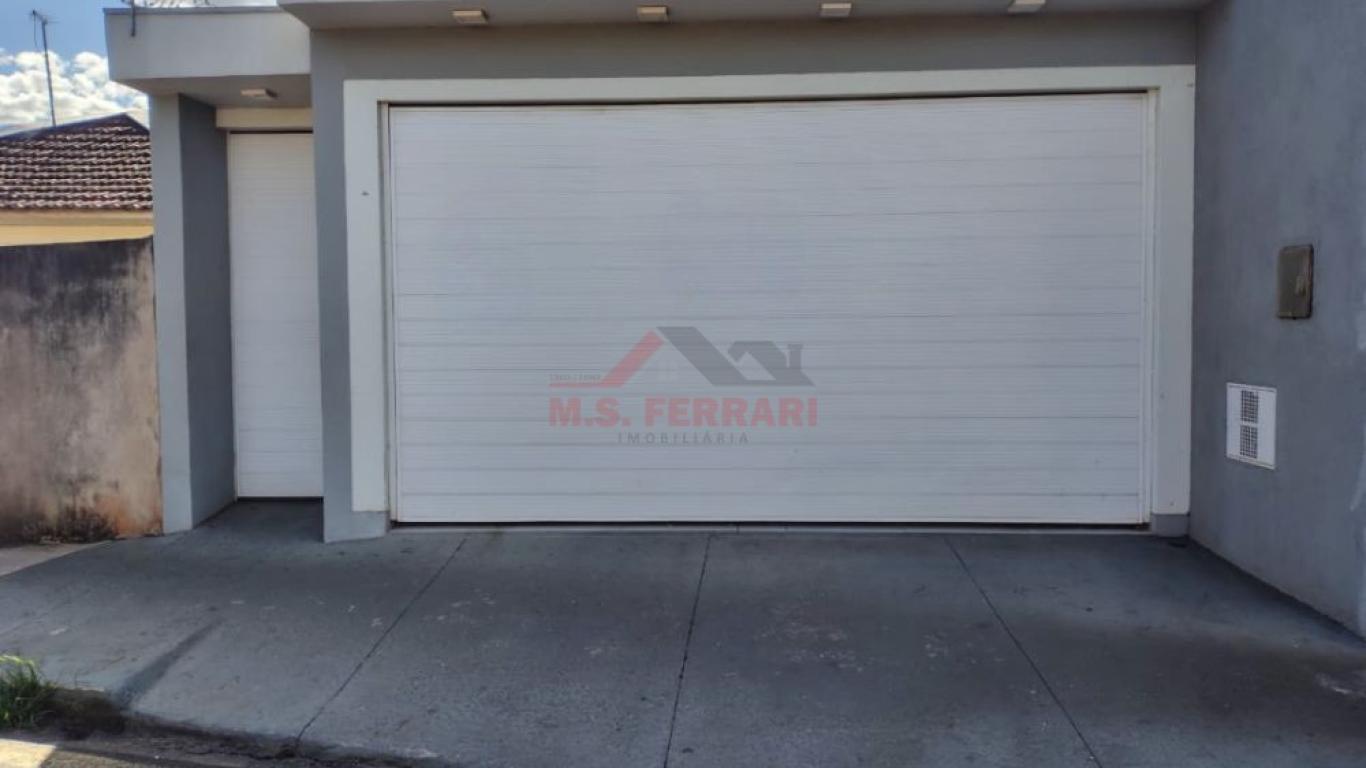 CASA NA Vila Brasileira em Assis