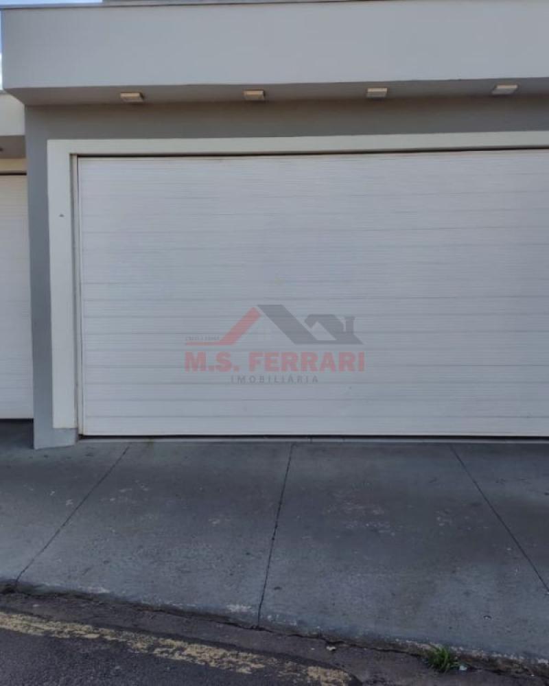 CASA NA Vila Brasileira em Assis