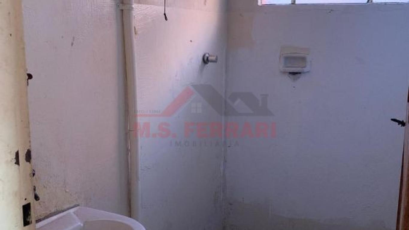 CASA NA Conjunto Habitacional Assis IV em Assis