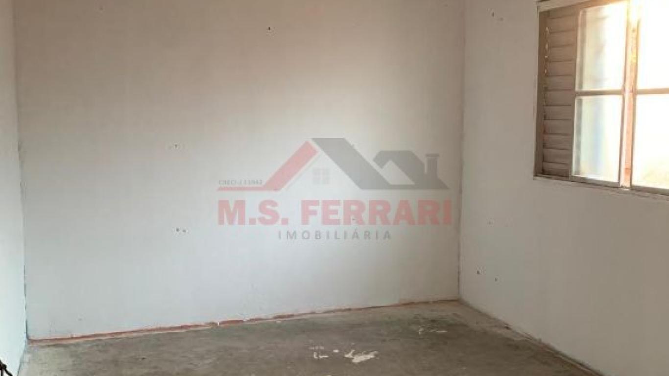 CASA NA Conjunto Habitacional Assis IV em Assis