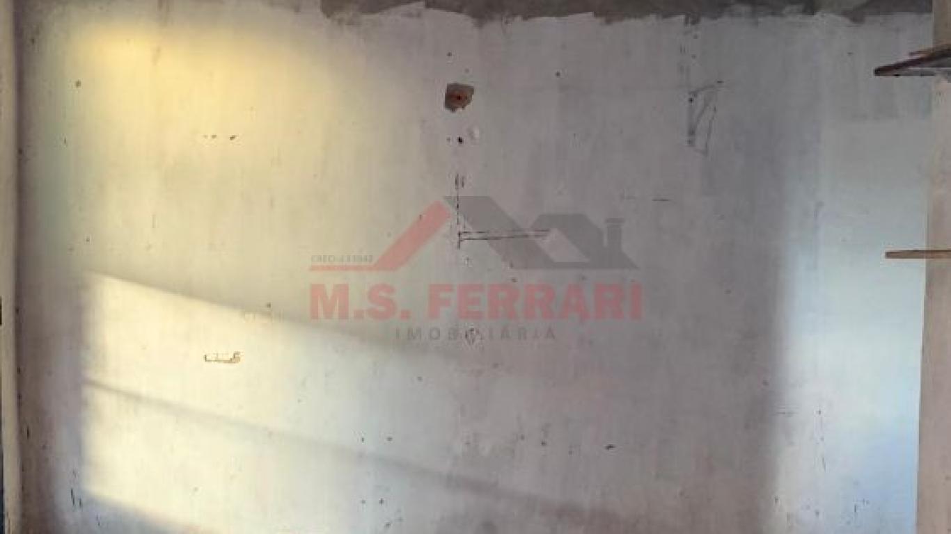 CASA NA Conjunto Habitacional Assis IV em Assis