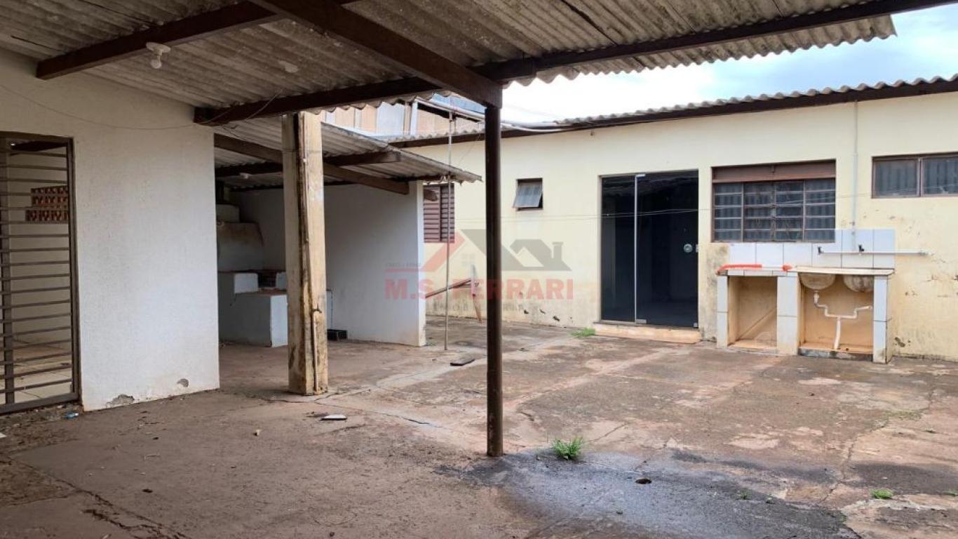 CASA NA Vila Ribeiro em Assis