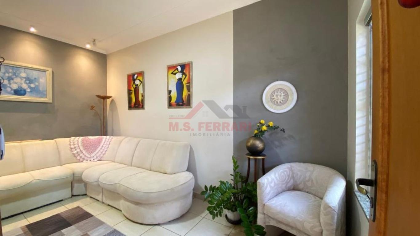 CASA EM LOCALIZAÇÃO PRIVILEGIADA EM ASSIS