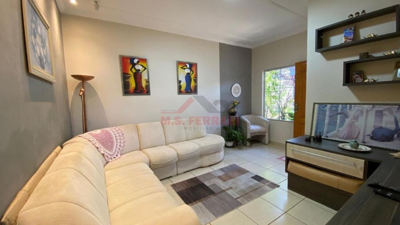 CASA EM LOCALIZAÇÃO PRIVILEGIADA EM ASSIS