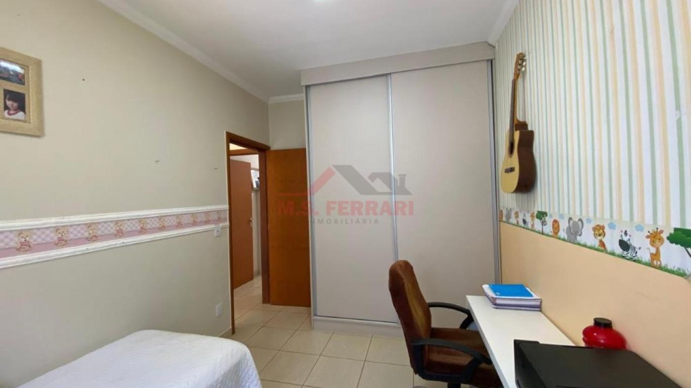 CASA EM LOCALIZAÇÃO PRIVILEGIADA EM ASSIS