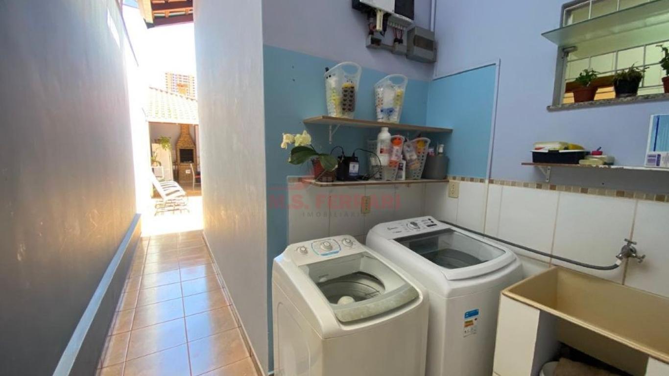 CASA EM LOCALIZAÇÃO PRIVILEGIADA EM ASSIS