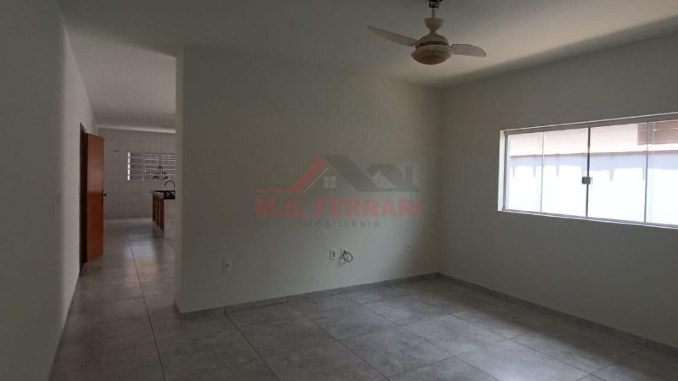 CASA NA Vila Ribeiro em Assis