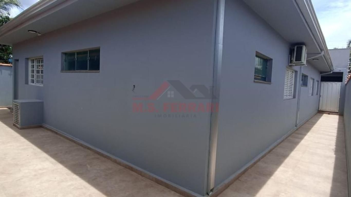 CASA NA Vila Ribeiro em Assis