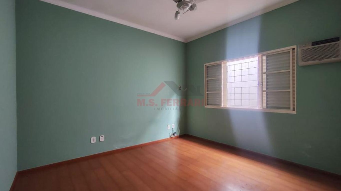 CASA NO Jardim Europa em Assis