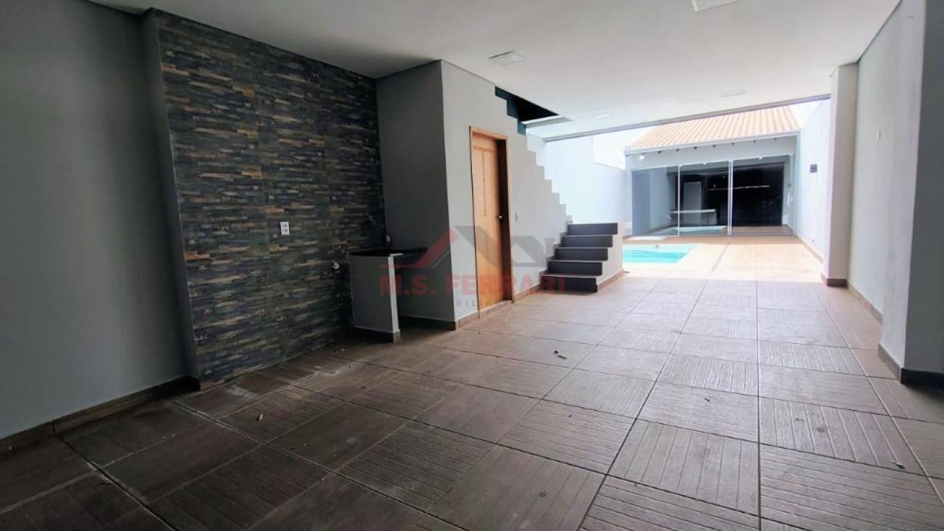 CASA NA Vila Tênis Clube em Assis