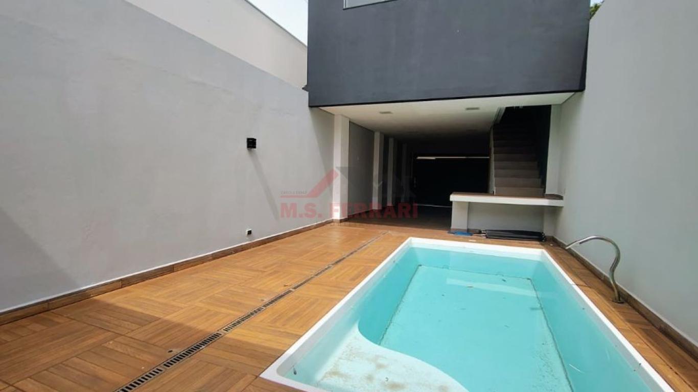 CASA NA Vila Tênis Clube em Assis