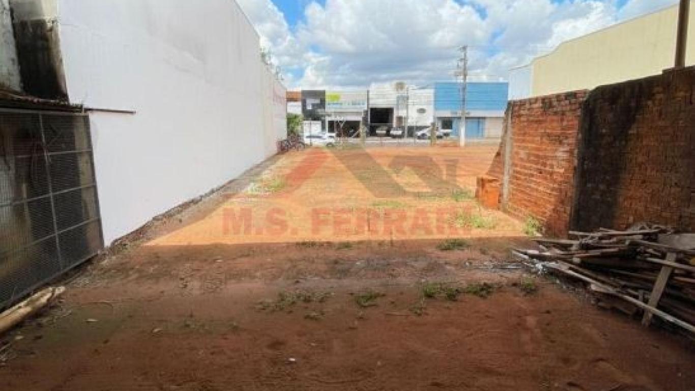 TERRENO NA Vila Rodrigues em Assis