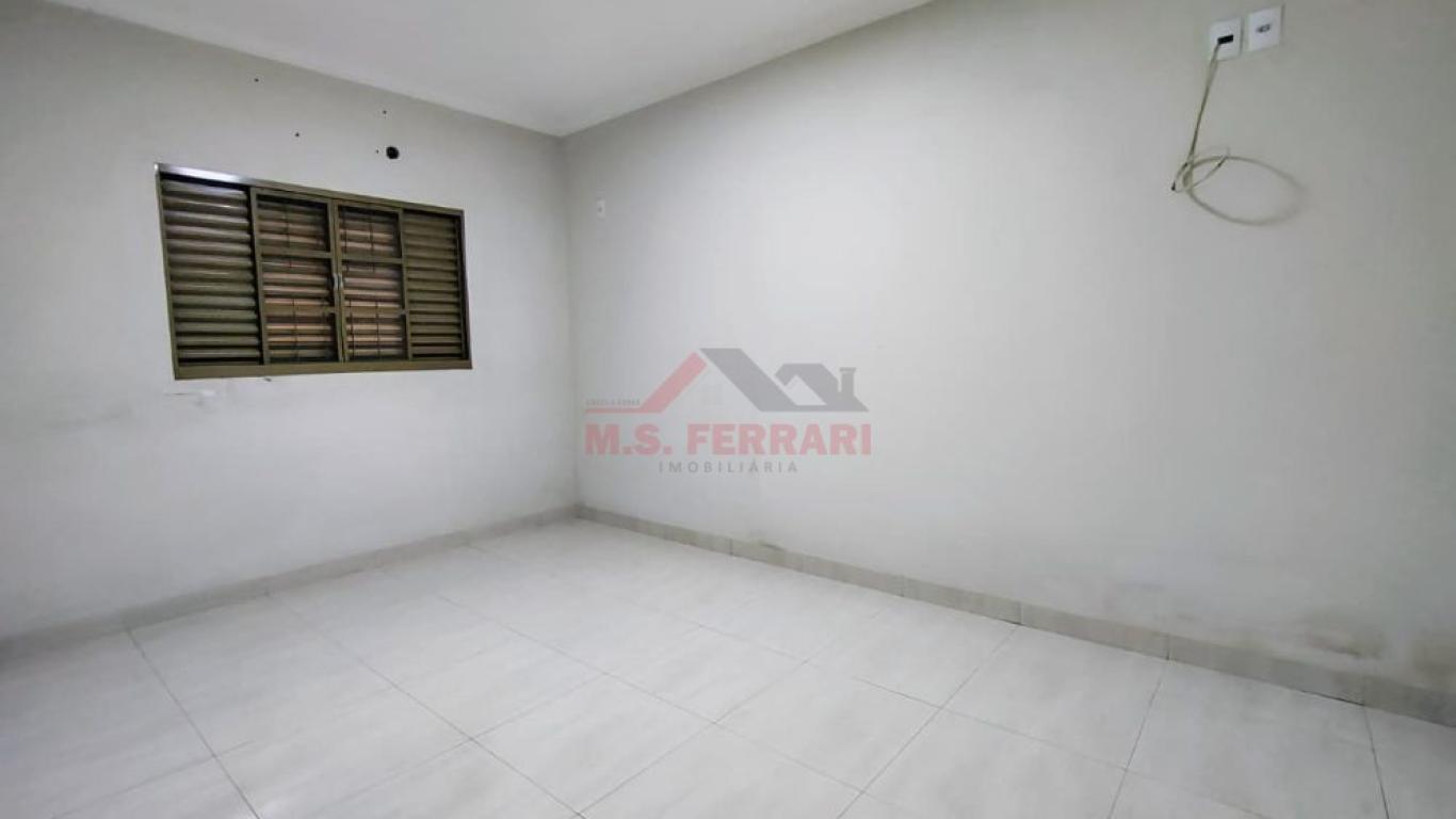 CASA NO Parque Universitário em Assis