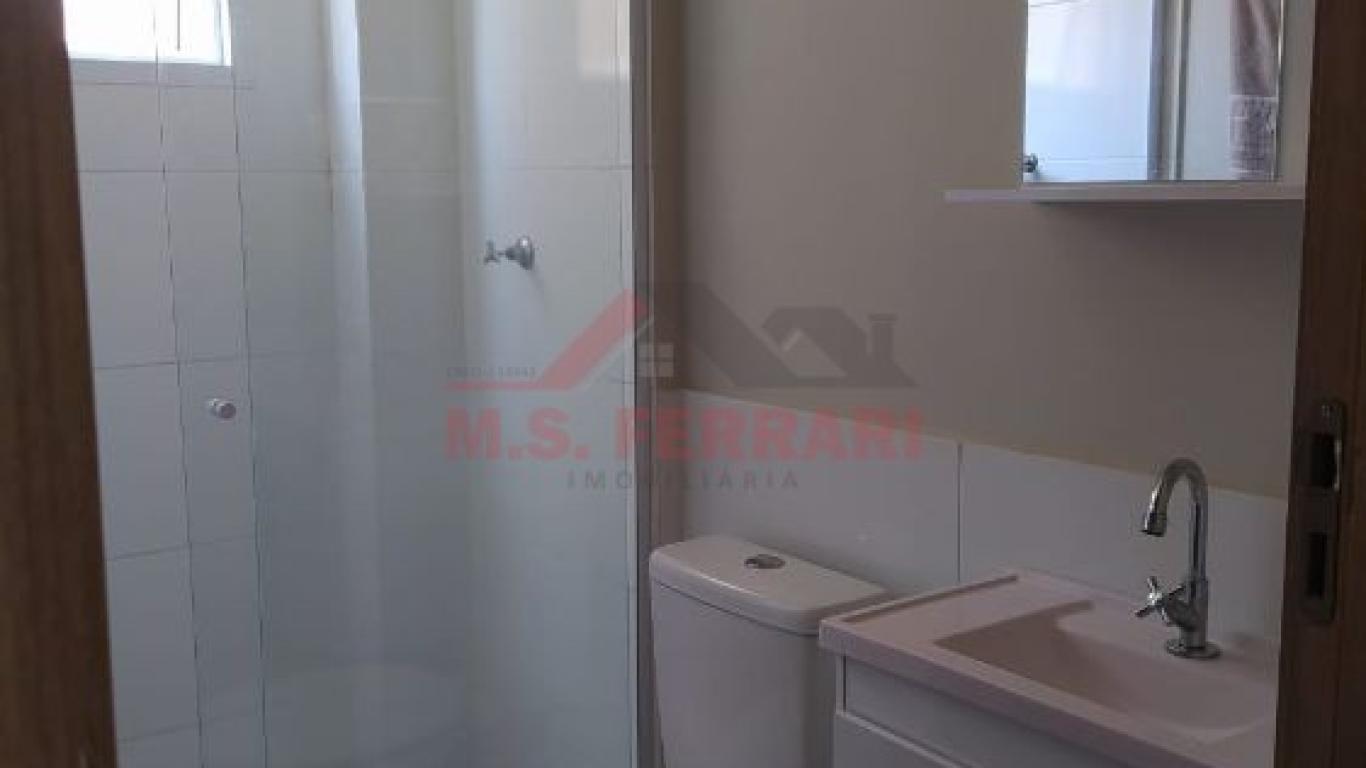 CASA NA Vila Brasileira em Assis