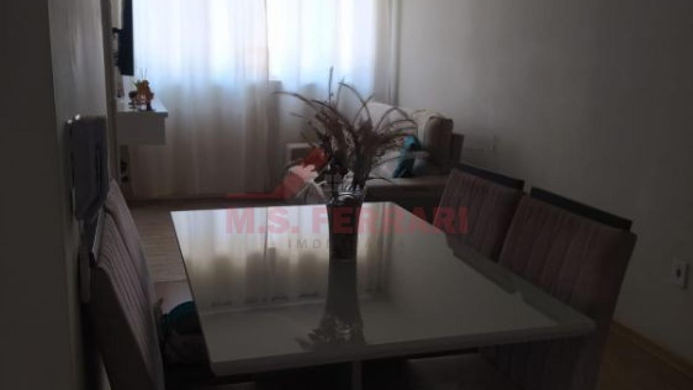 CASA NA Vila Brasileira em Assis