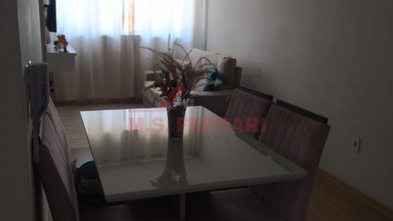 CASA NA Vila Brasileira em Assis