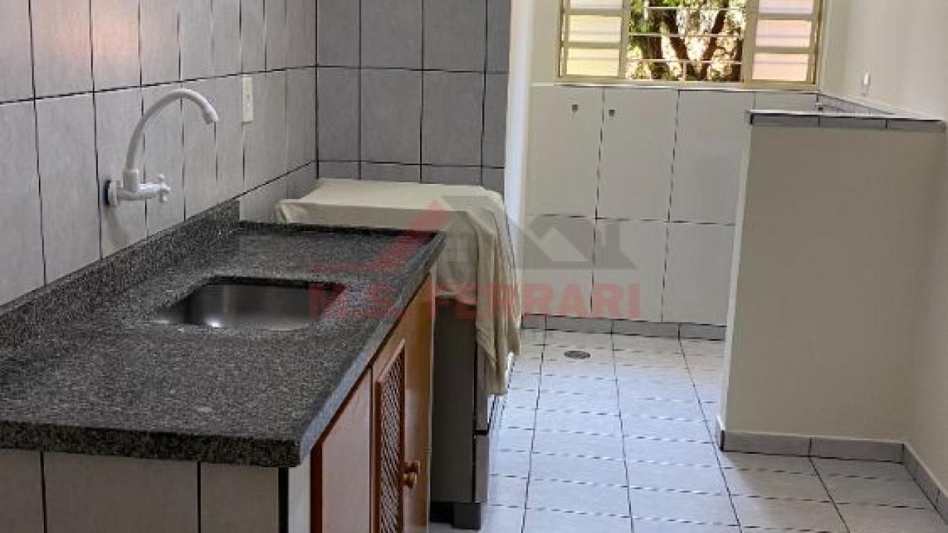 CASA NA Conjunto Habitacional Nelson Marcondes em Assis