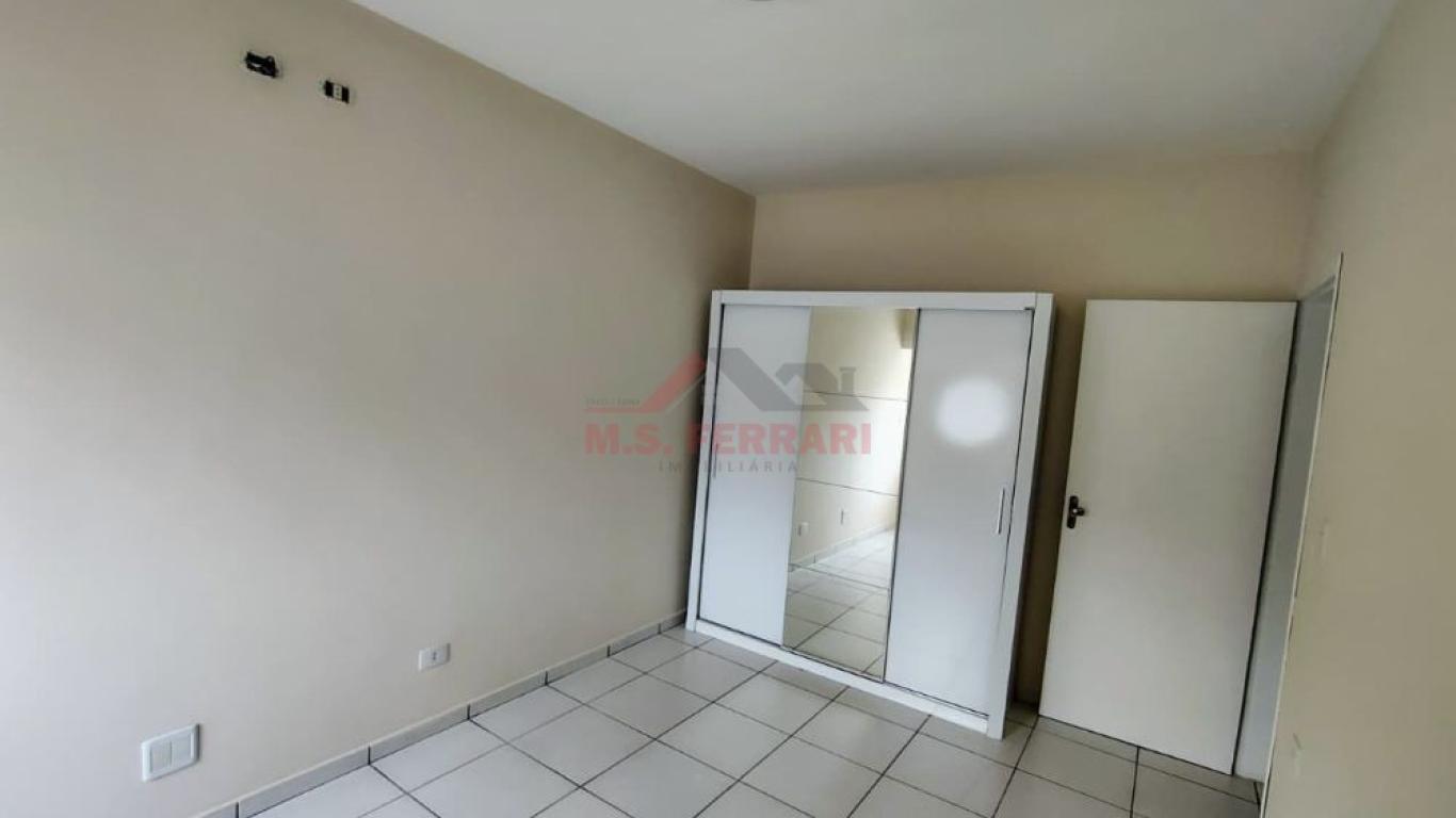 CASA NA Vila Tênis Clube em Assis