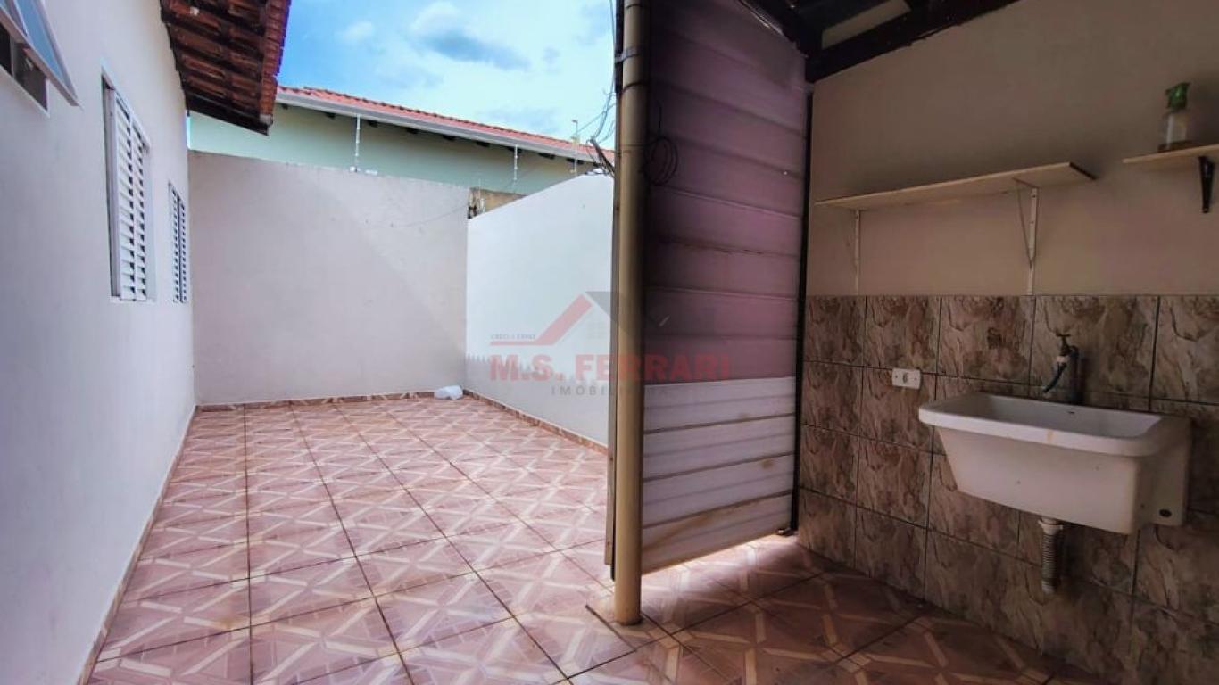 CASA NA Vila Tênis Clube em Assis