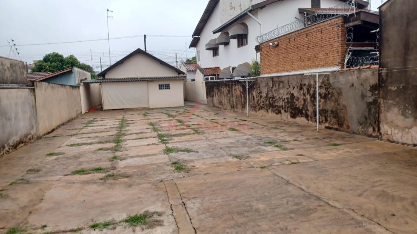 CASA NA Vila Santa Cecília em Assis